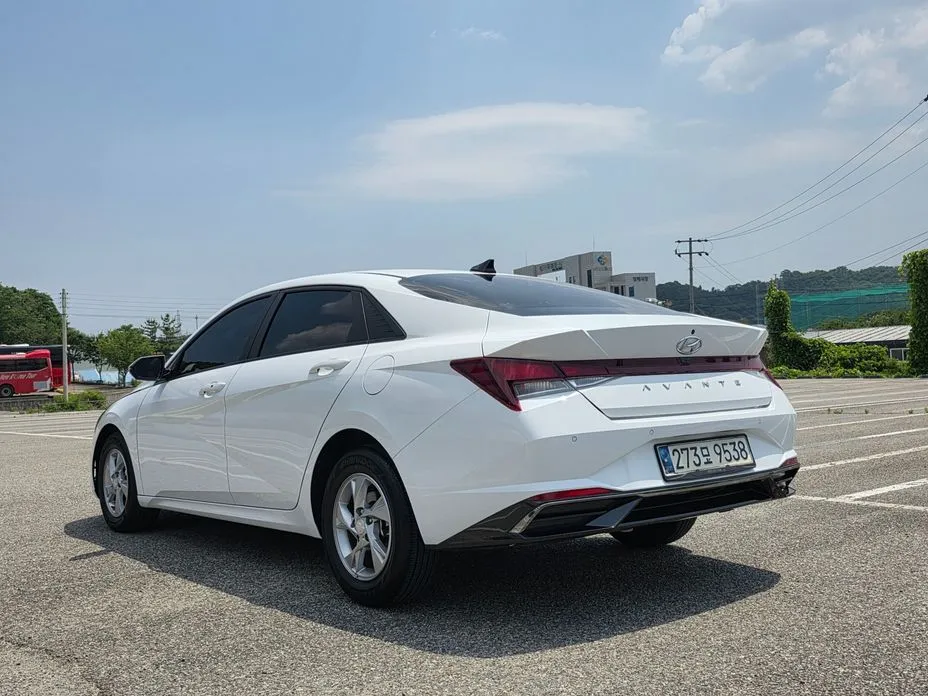 Hyundai AVANTE — фото 9