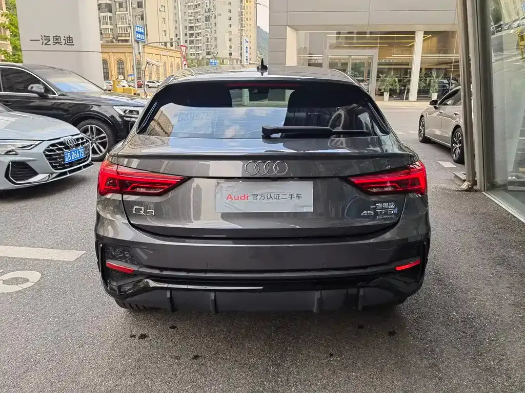 Audi Q3 Sportback — фото 7