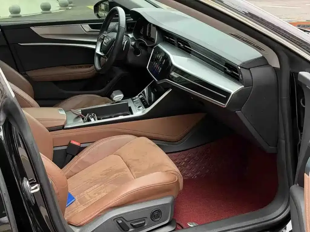 Audi A7L — фото 4