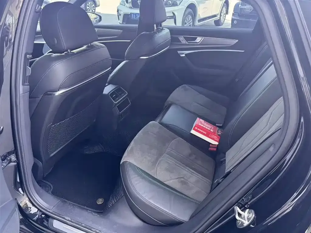Audi A6L New Energy 2022 из CN, фото 5