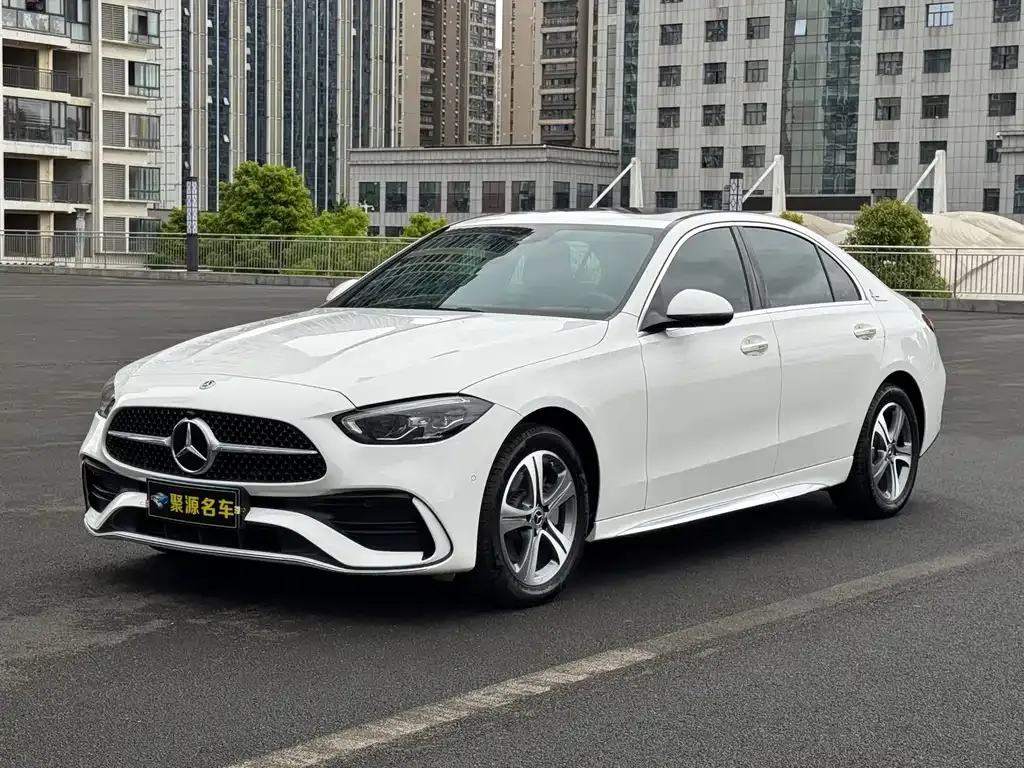 Mercedes-Benz C-Class — фото 1