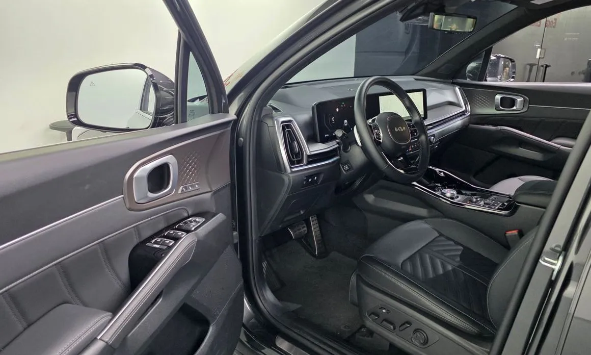 Kia Sorento — фото 9