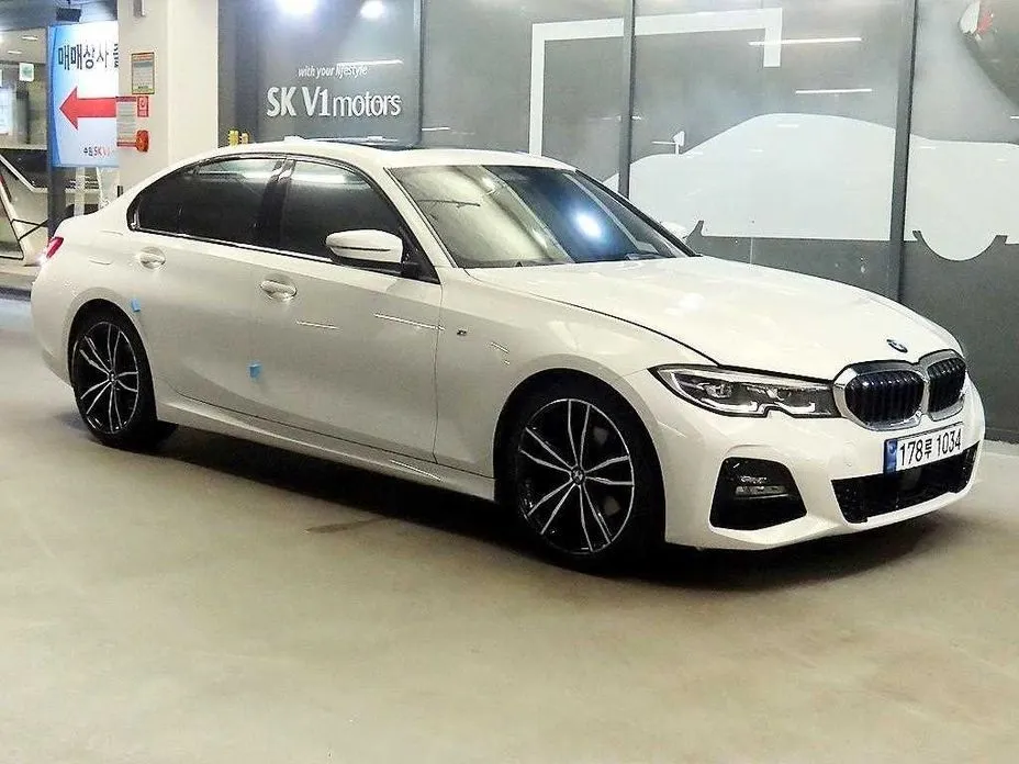 BMW 3-Series 2022 из KR, фото 1