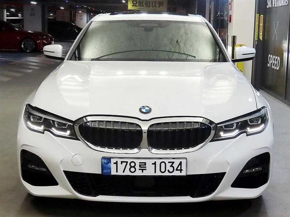 BMW 3-Series 2022 из KR, фото 8