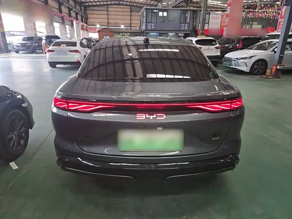 BYD Han L — фото 8