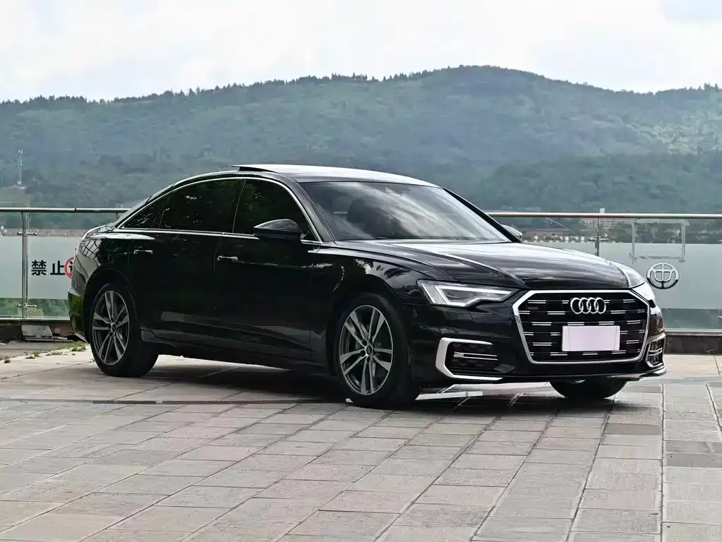 Audi A6L — фото 5