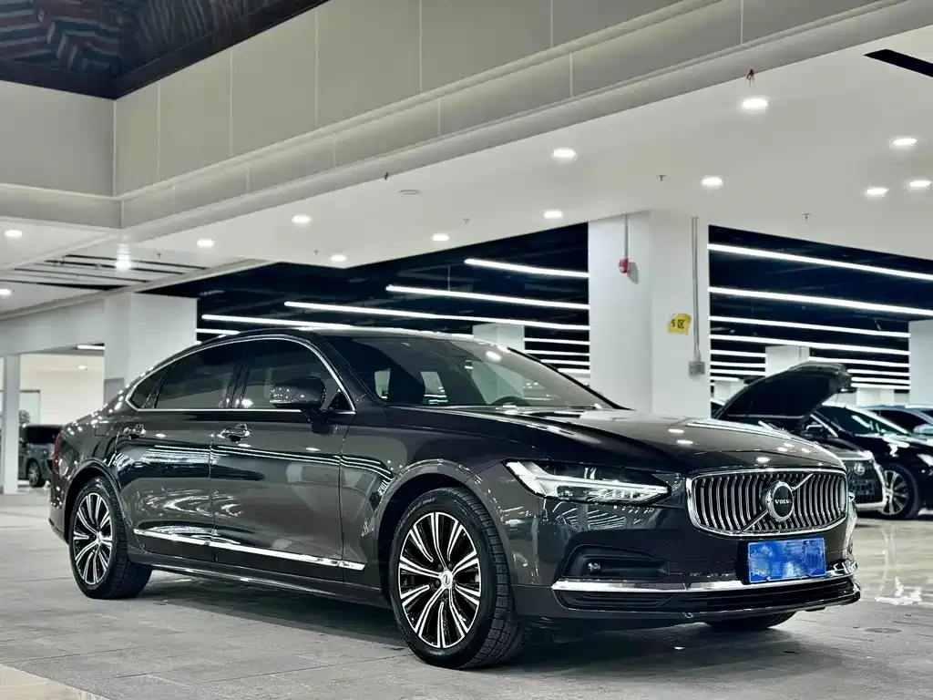 Volvo S90 2021 из CN, фото 4