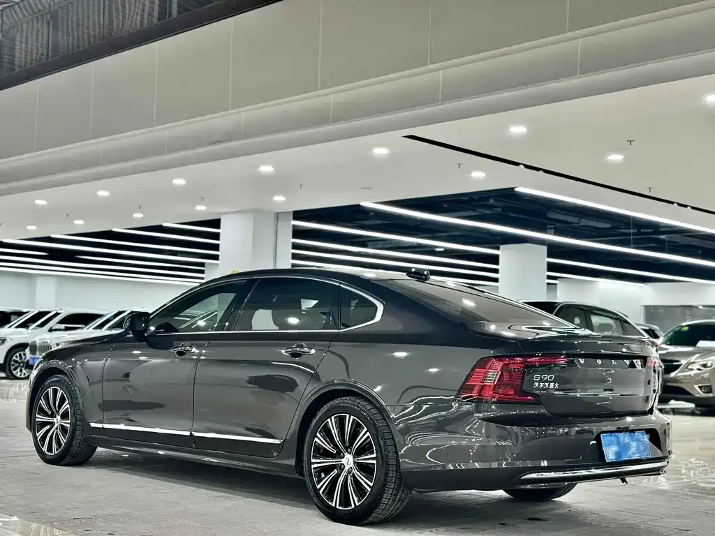 Volvo S90 2021 из CN, фото 5