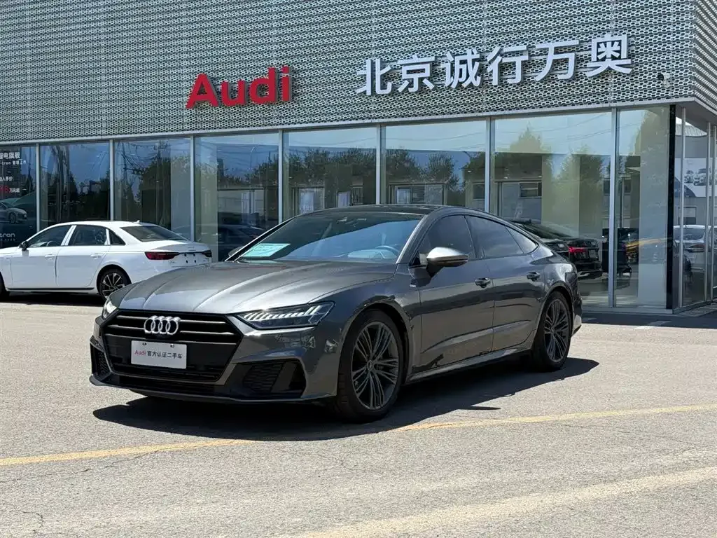 Audi A7 — фото 1