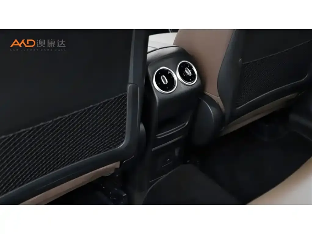 Mercedes-Benz GLB 2023 из CN, фото 5