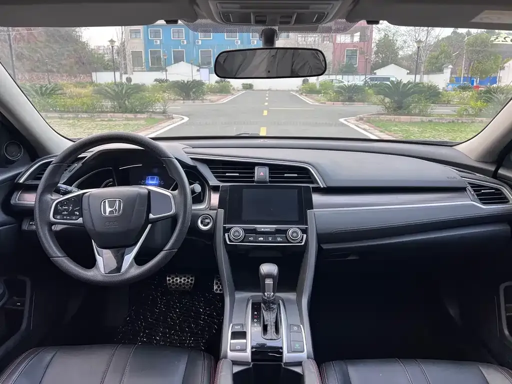 Honda Civic — фото 4