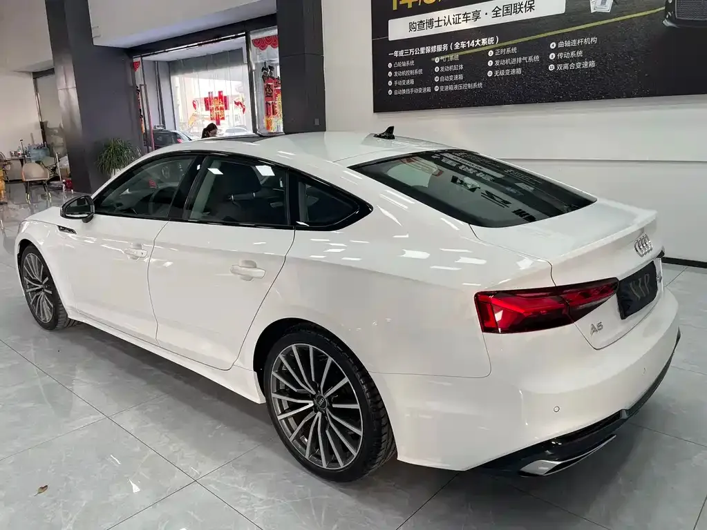 Audi A5 (Import) — фото 9