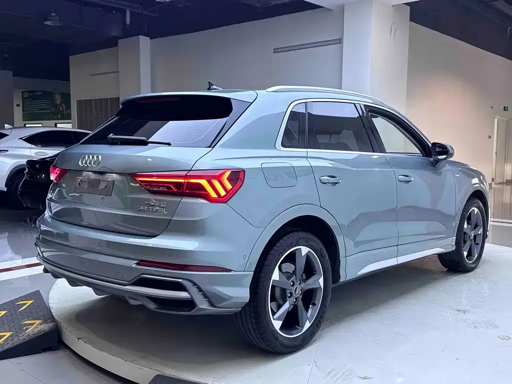 Audi Q3 — фото 4