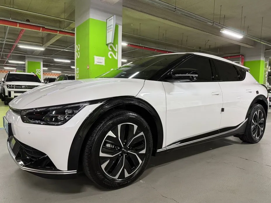 Kia EV6 2024 из KR, фото 9