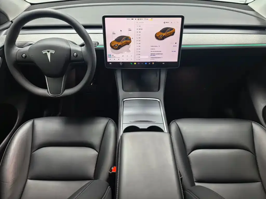 Tesla Model Y — фото 5