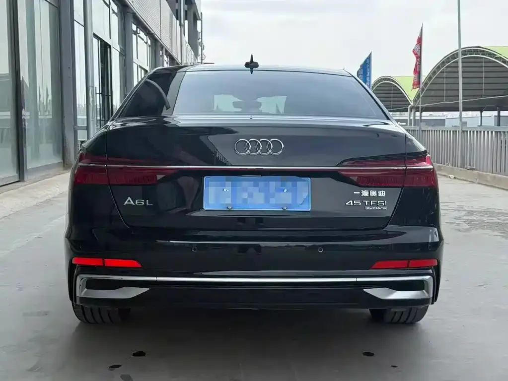 Audi A6L — фото 4