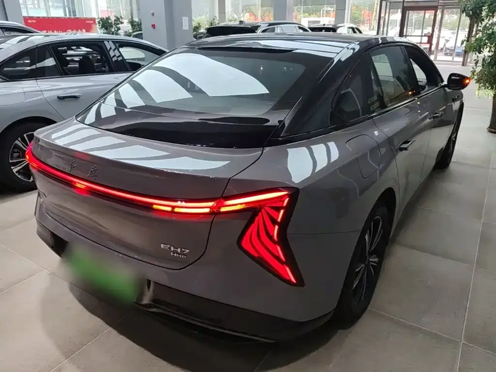 Hongqi EH7 2024 из CN, фото 9