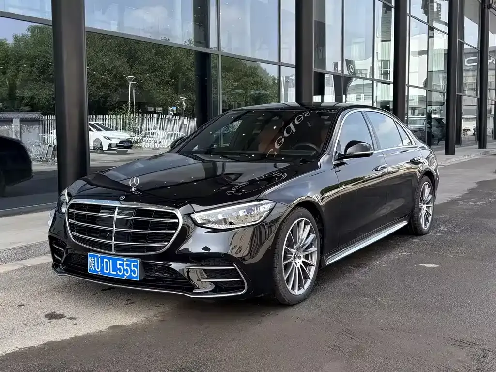 Mercedes-Benz S-Class — фото 1