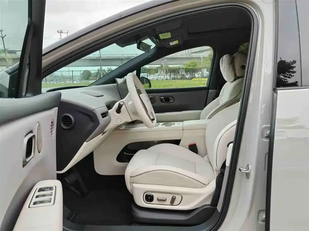 Li Auto i6 2025 из CN, фото 4