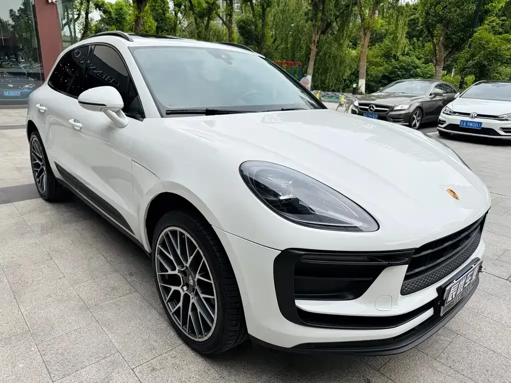 Porsche Macan — фото 5