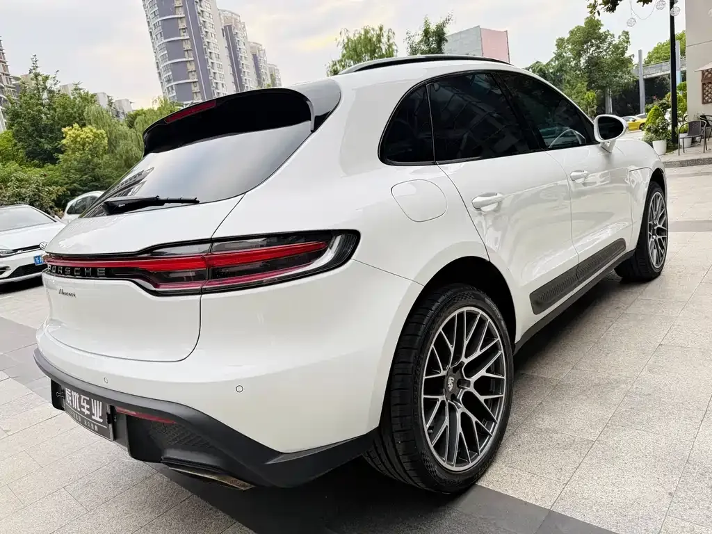 Porsche Macan — фото 4