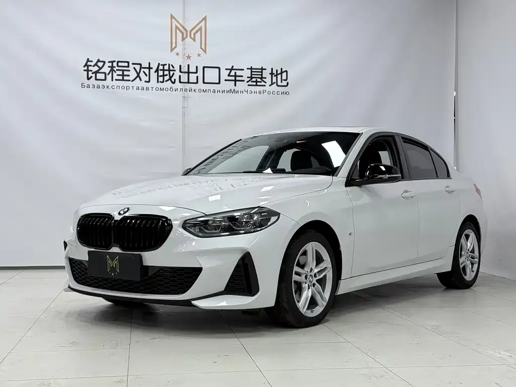 BMW 1 Series — фото 1