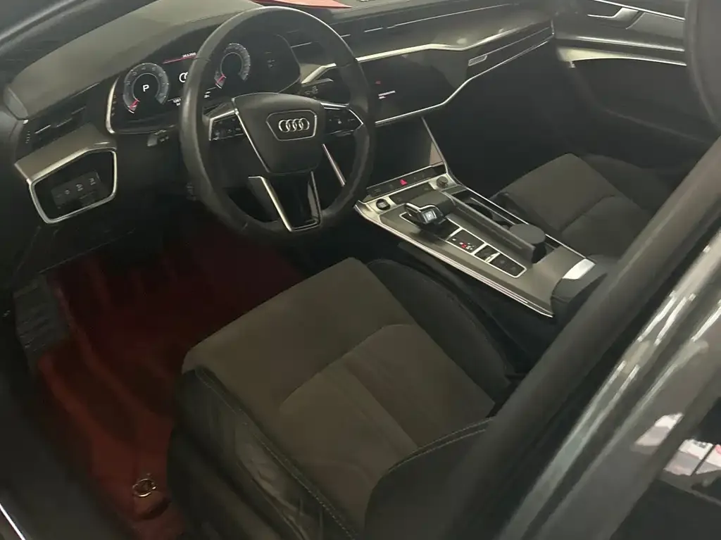 Audi A6L 2021 из CN, фото 4