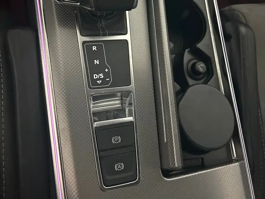 Audi A6L 2021 из CN, фото 5