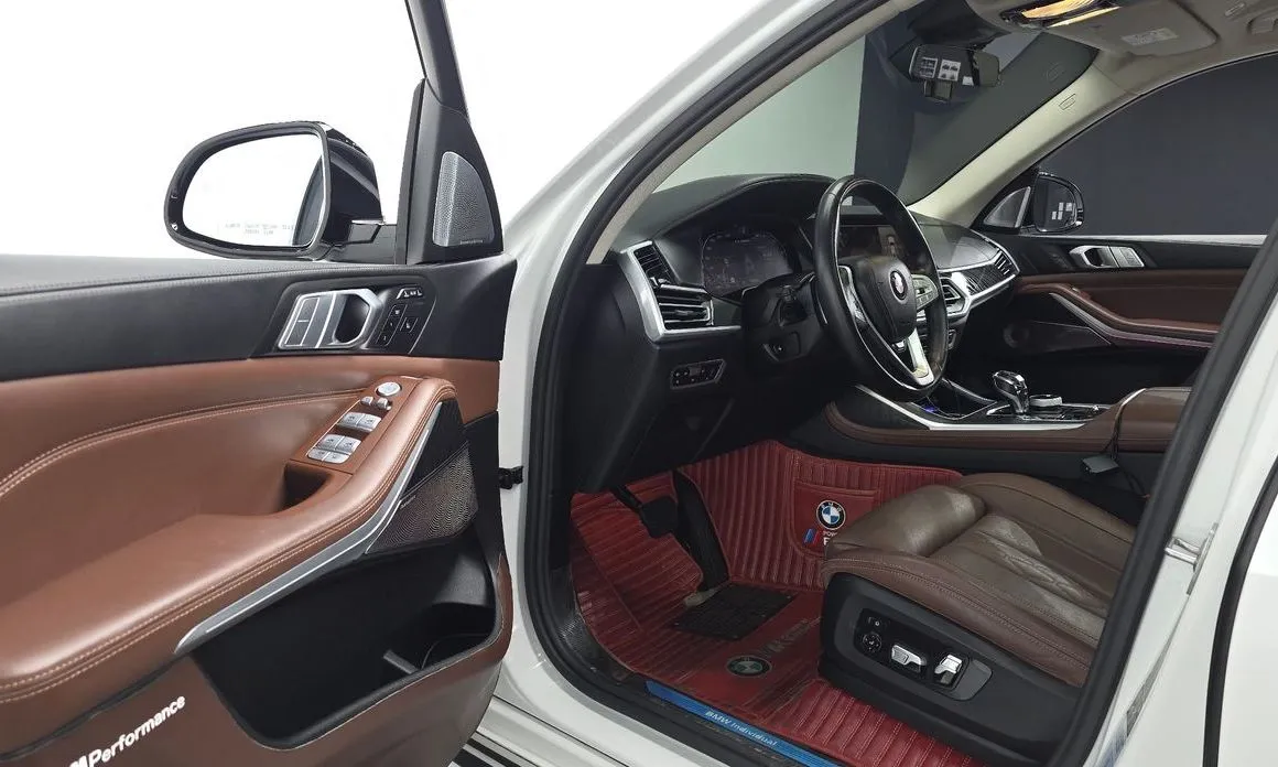BMW X7 2021 из KR, фото 8