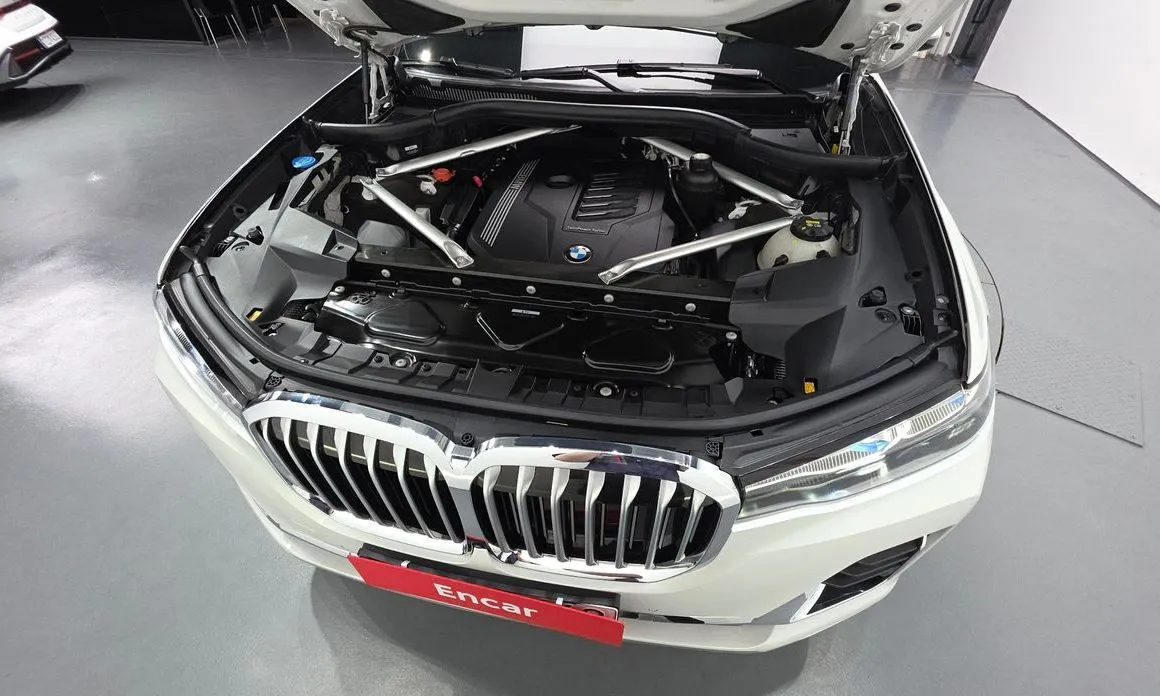 BMW X7 2021 из KR, фото 2