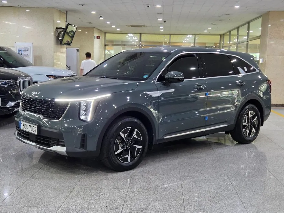 Kia Sorento 2024 из KR, фото 1