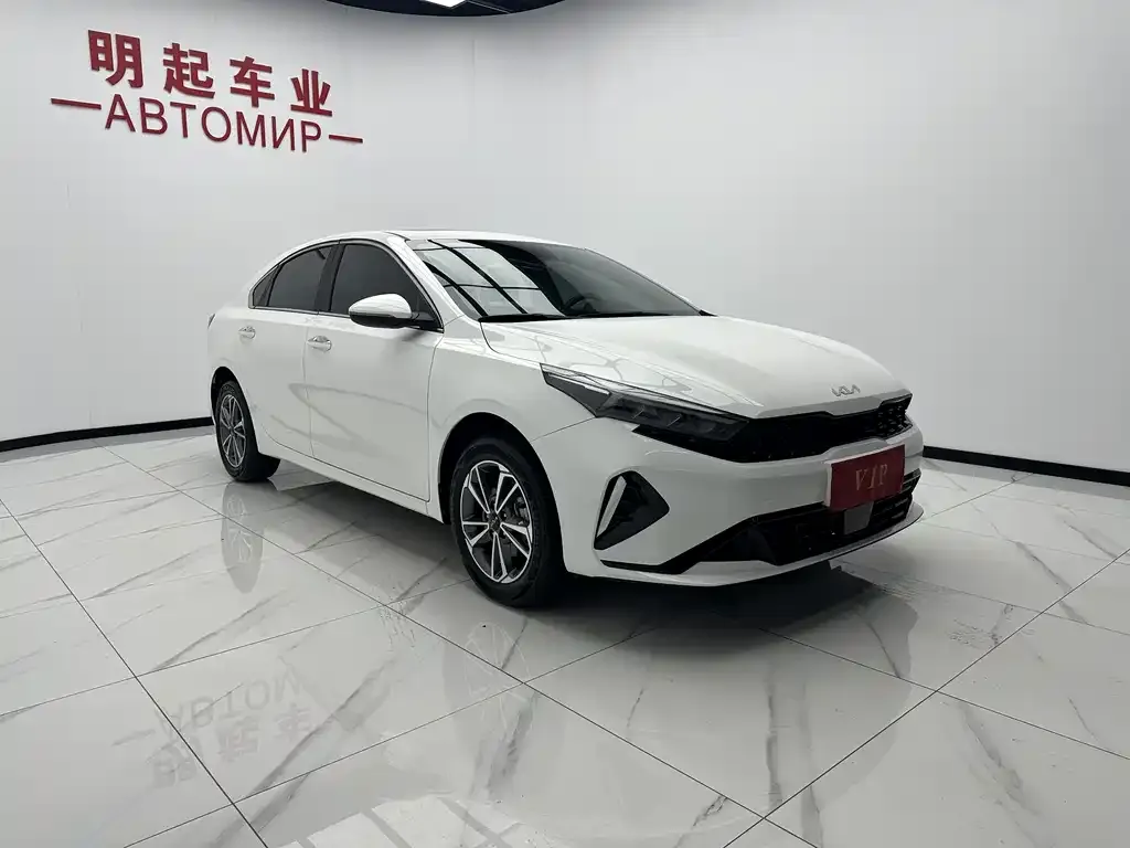 Kia K3 2023 из CN, фото 6