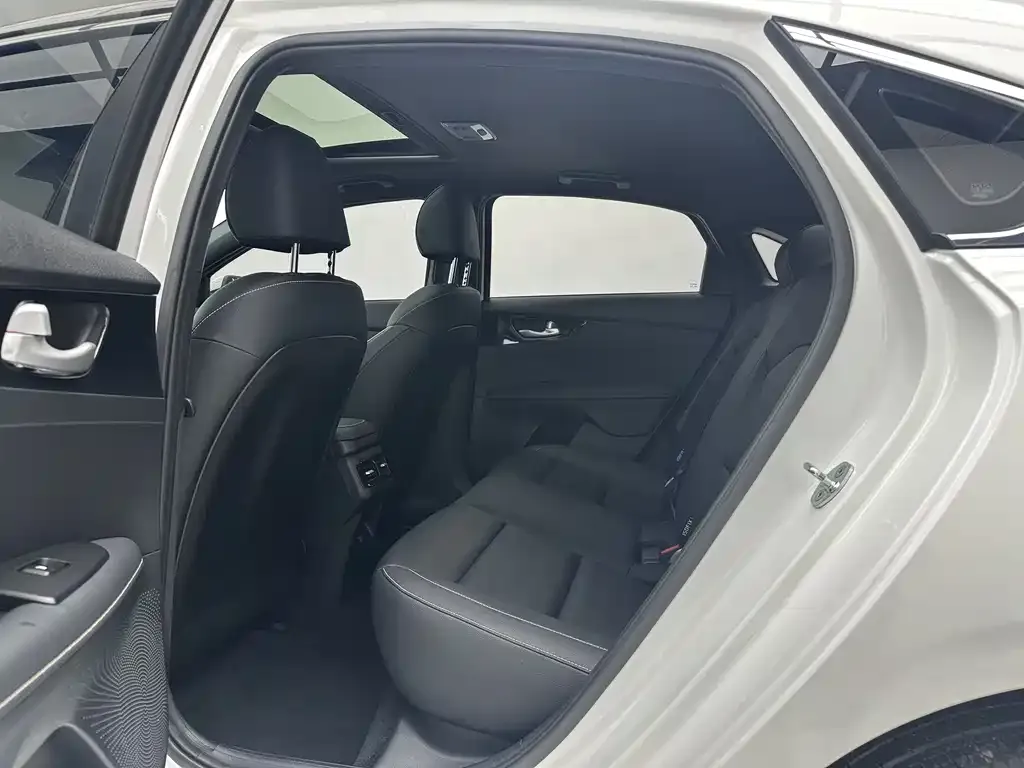 Kia K3 2023 из CN, фото 7