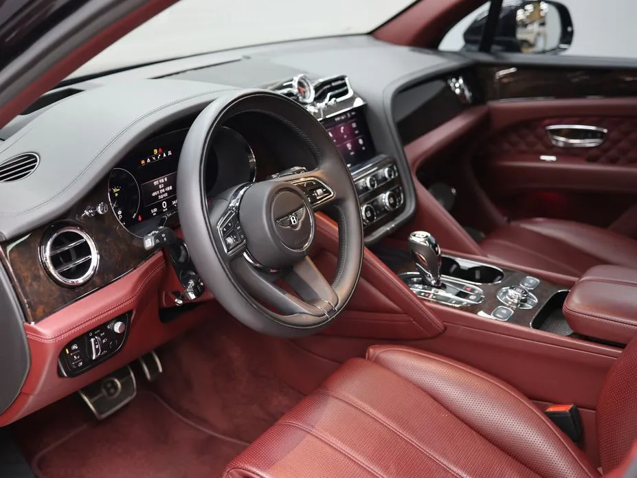 Bentley Bentayga 2022 из KR, фото 9