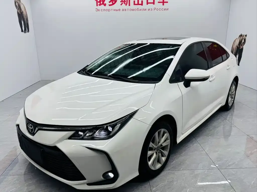 Toyota Corolla — фото 1