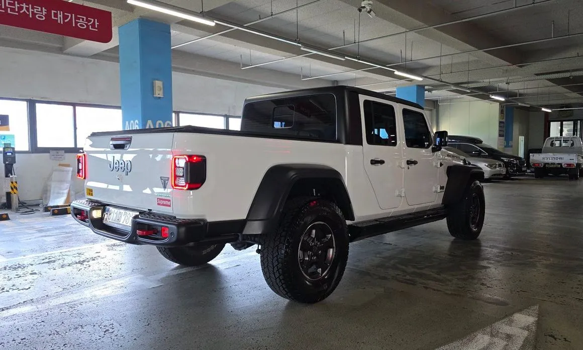 Jeep Gladiator — фото 5