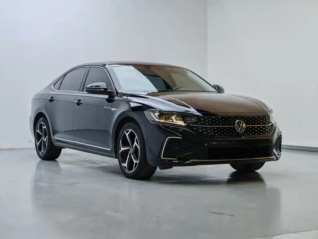 Volkswagen Passat — фото 3