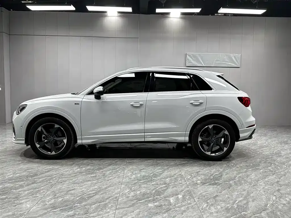 Audi Q3 — фото 2