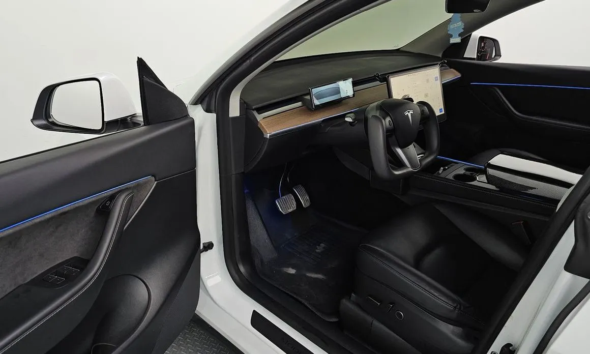 Tesla Model Y 2022 из KR, фото 9