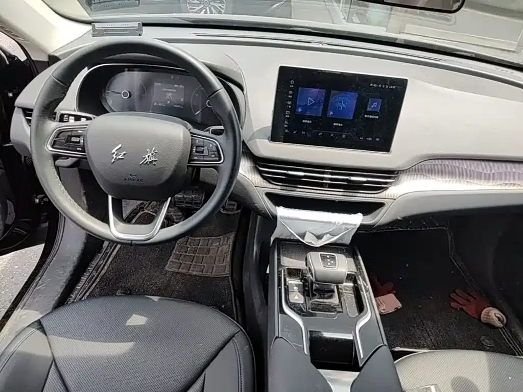 Hongqi E-QM5 — фото 3