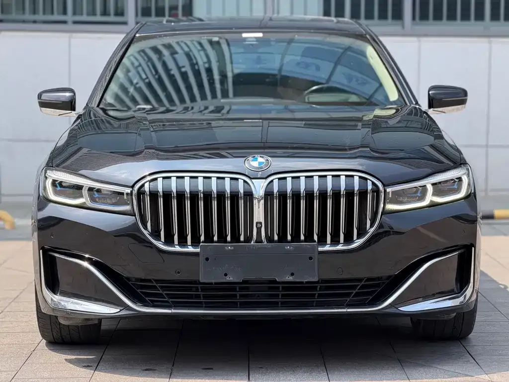 BMW 7 Series 2021 из CN, фото 2