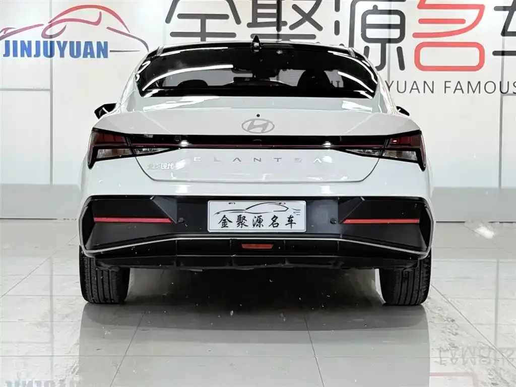 Hyundai Elantra 2024 из CN, фото 3