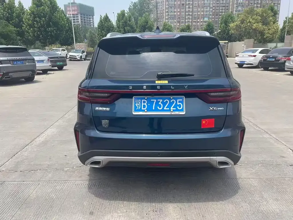 Geely Vision X6 — фото 10