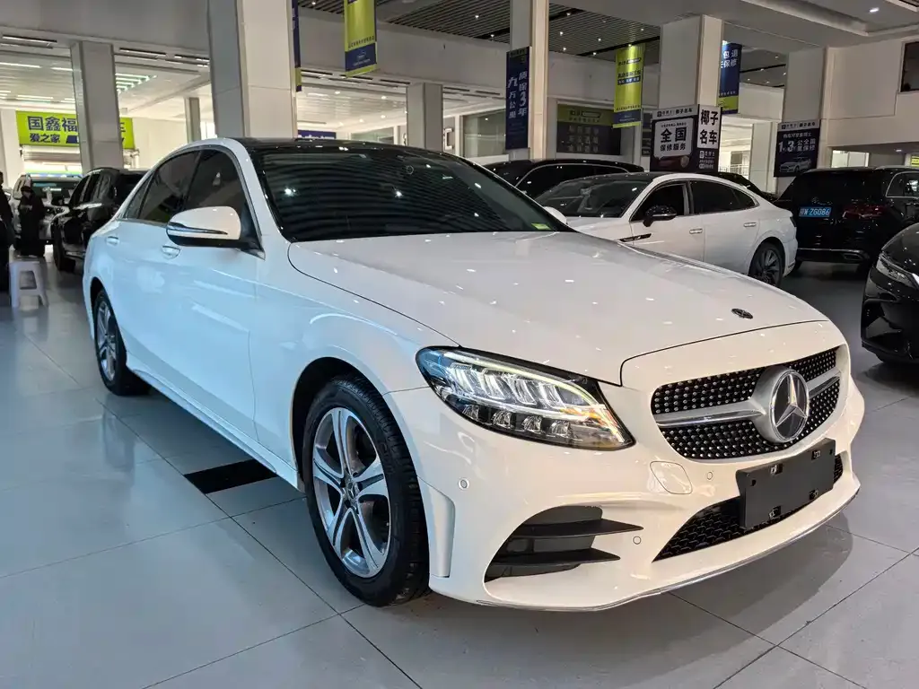 Mercedes-Benz C-Class — фото 10
