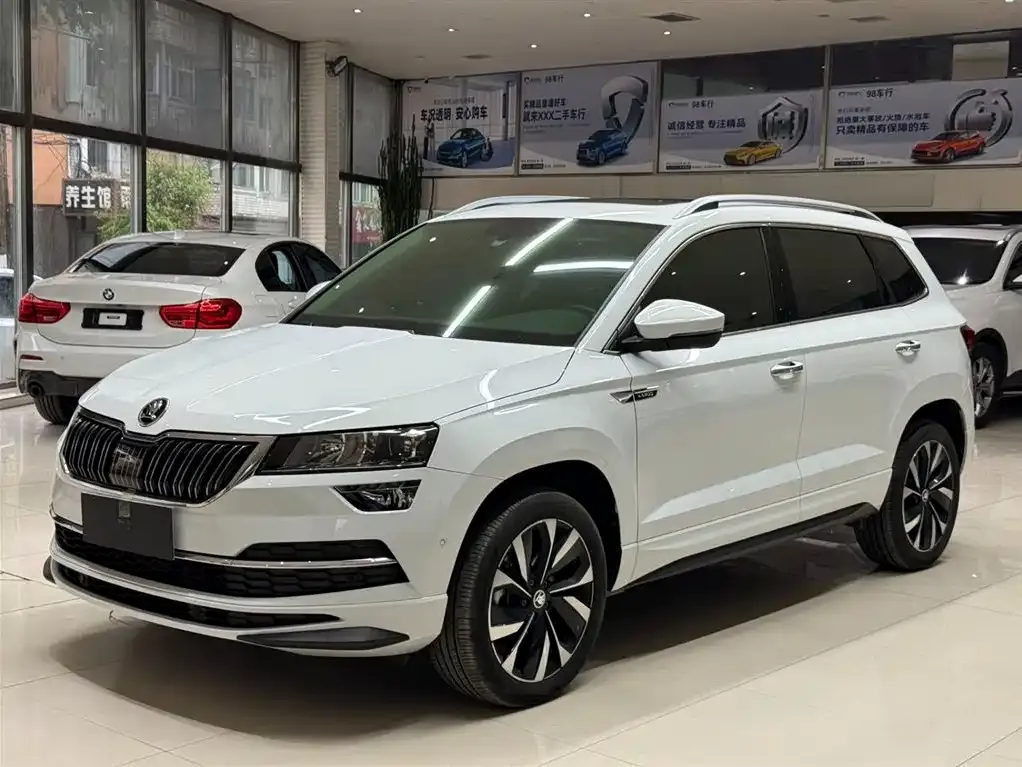 Skoda Karoq — фото 1