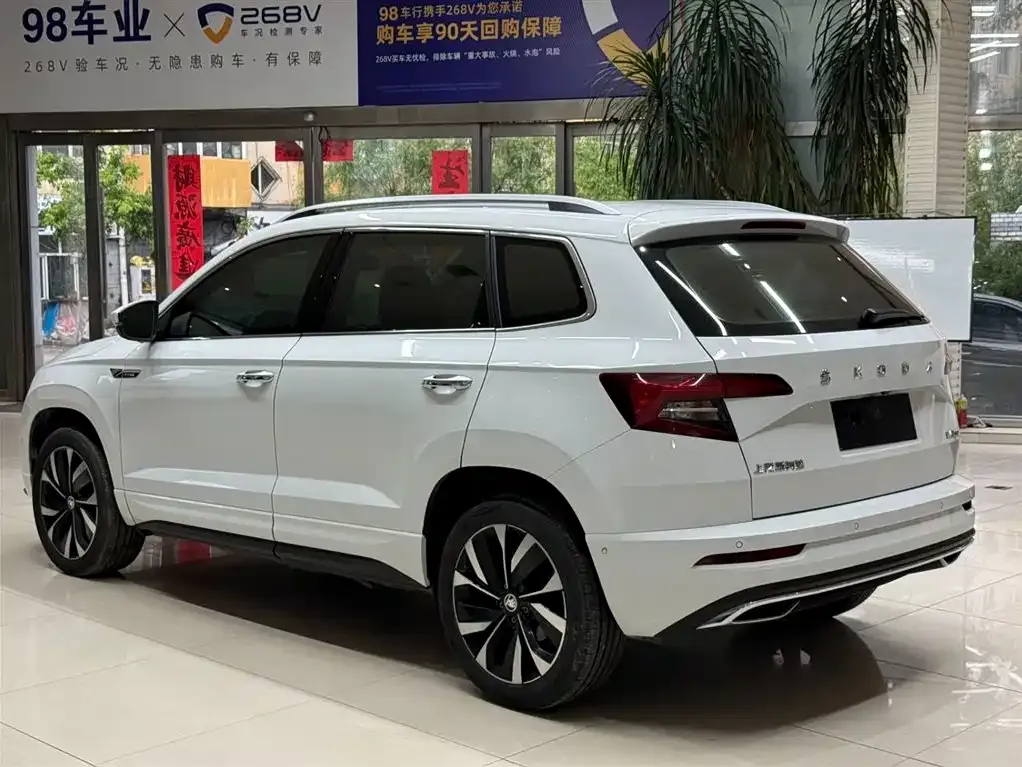 Skoda Karoq — фото 8