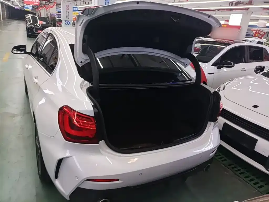 BMW 1 Series 2022 из CN, фото 9