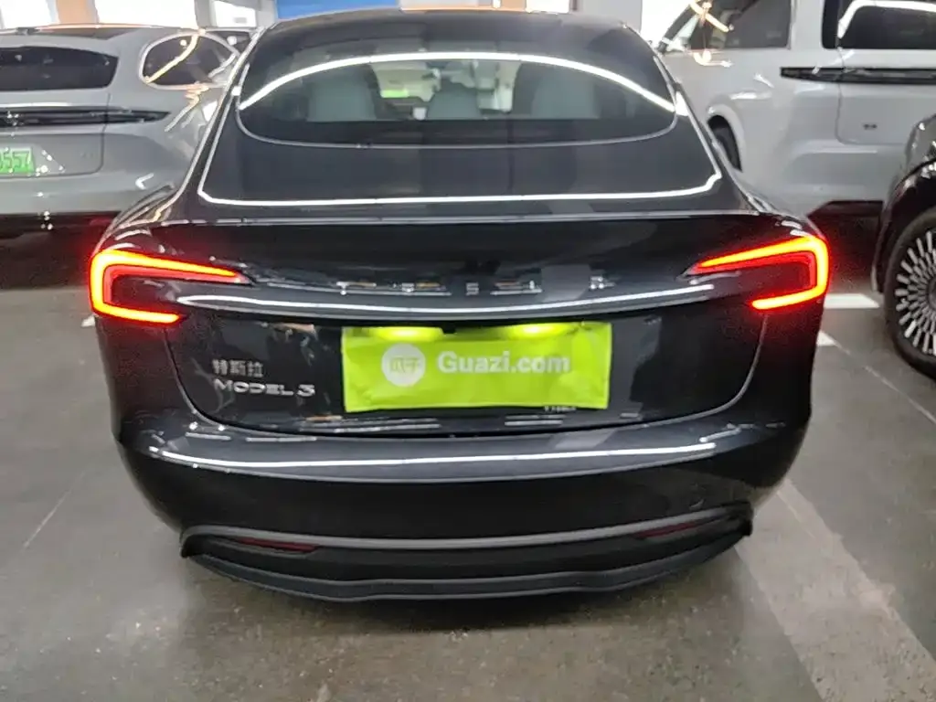 Tesla Model 3 — фото 6