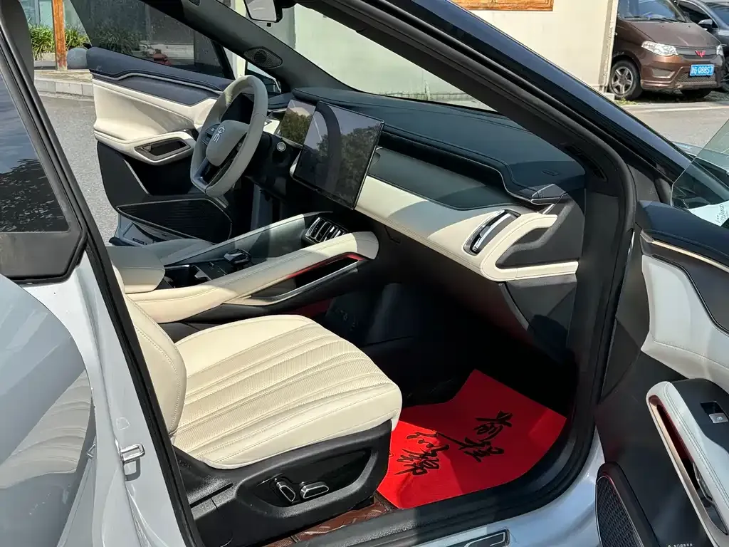 BYD L EV 2024 из CN, фото 6