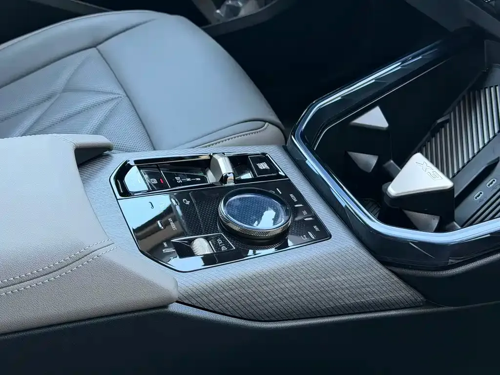 BMW X3 2025 из CN, фото 8